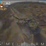 БпЛА отряд БОБРов публикует кадры удара по танку Леопард 2А6 fpv-дроном. Прилете…