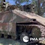 Тем временем наши военные в буквальном смысле откопали на территории Мариуполя л…