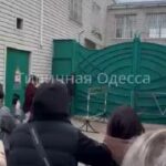 В Одессе люди бунтуют против произвола ТЦКТЦКшники совершили масштабный рейд по…