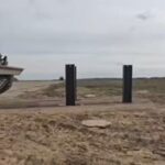 Литва продолжает экспериментировать с противотанковыми заграждениями, которые вс…