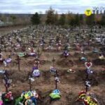 Новое огромное кладбище ВСУ под Краматорском.На втором видео безымянные могилы.#…