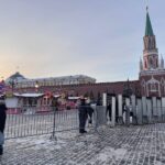 Перед прямой линией Путина вход на Красную площадь ограничен досмотром. Также п…