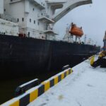 Из-за взрыва на иностранном танкере в порту Усть-Луга пострадавших нет, сообщает…