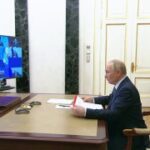 Путин обсудил с Совбезом РФ обеспечение информационной безопасности. Видео: Kre…