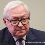 РФ рассчитывает, что прямой контакт с Украиной в Стамбуле состоится, заявил ТАСС…