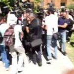 Архиепископ Микаель направился в СК Армении в Ереване пешком. Ранее протестующи…