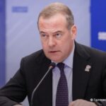Медведев считает, что Трамп как минимум на время отказался от эскалации давления…