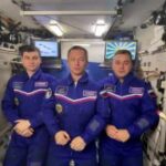 Экипаж МКС поздравил летчиков Военно-воздушных сил России с профессиональным пр…