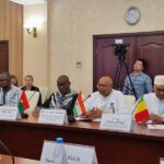 Буркина-Фасо готова направить в Крым до 2 тыс квалифицированных рабочих, сообщи…