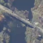 ВС РФ уничтожили мост через реку Волчья у Покровского для затруднения поставок …