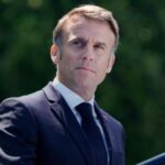 Отправка войск на Украину станет для Макрона политическим самоубийством, сообщил…