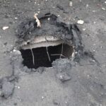 В Белгороде беспилотник ВСУ ударил по многоквартирному дому, пробита кровля, соо…