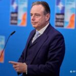 «Это сказки, сплошные иллюзии», — премьер Бельгии Барт Де Вевер в интервью La Li…