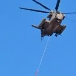 Вертолет ВВС Израиля разбился при попытке транспортировки другого вертолета из-з…