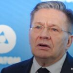 300 сотрудников Росатома остаются на АЭС «Бушер», заявил Лихачев, отвечая на воп…