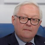 Россия не имеет права оставить Кубу, которая является ее ближайшим партнером в К…