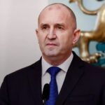 Премьер Болгарии Румен Радев отклонил предложение Макрона участвовать в «коалици…