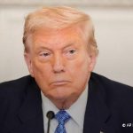 Трамп во время визита Си Цзиньпина поддержал идею трехсторонних переговоров Росс…
