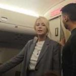Корреспондент ТАСС показал кадры вылета из Москвы участников гуманитарной мисси…