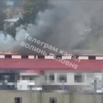 Прилёт по АТБ возле автовокзала в Луцке.#Россия #Z #СВО #украина #победаzaнами #…
