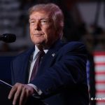 Трамп может лишить Украину разведданных и Starlink из-за недовольства Зеленского…